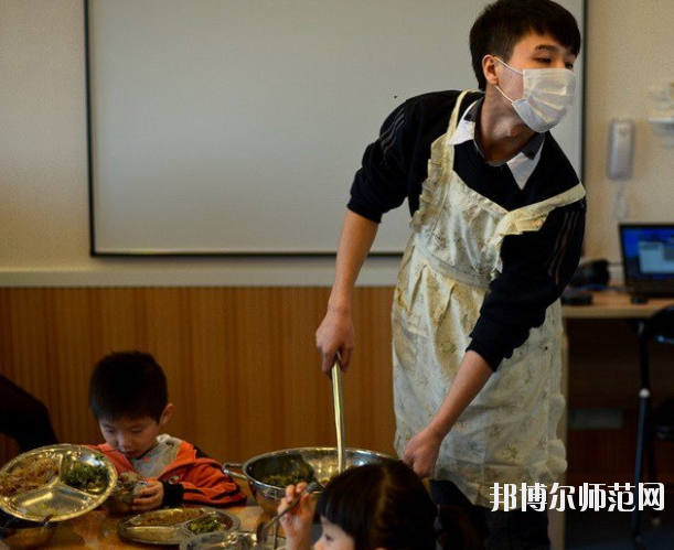 貴陽(yáng)2020年幼師學(xué)校都有什么專(zhuān)業(yè)適合男生