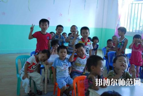 貴陽2020年職高好還是幼師學校好